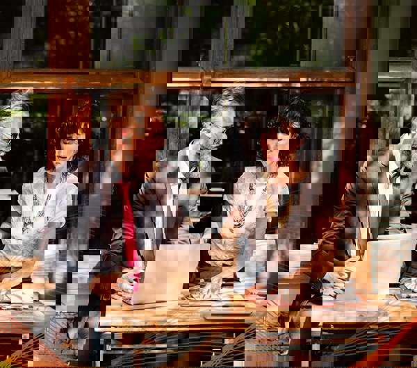 89848394 2319208411713038 8693468158809341952 O